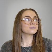 TME Headshots Zoe 1Col