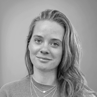 TME Headshots Alexandra 2Bw